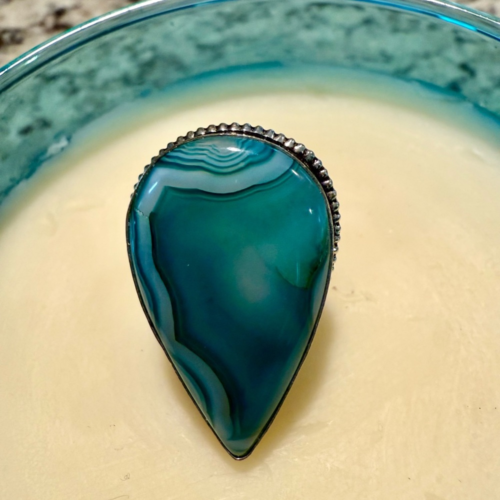 Elegant Teardrop Blue Agate Ring, size 7